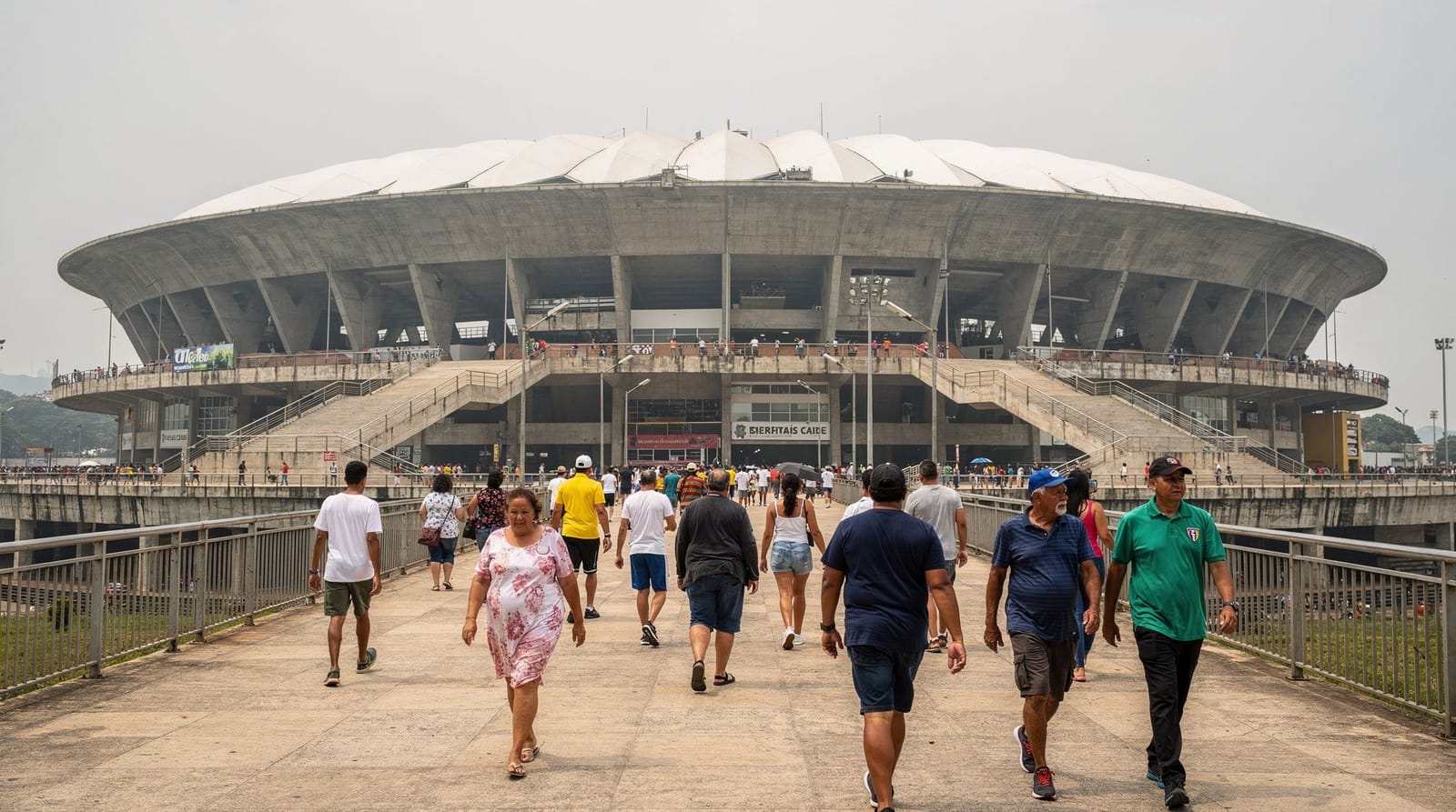 Maracanã: the stadium, matchday, and the neighbourhood around it