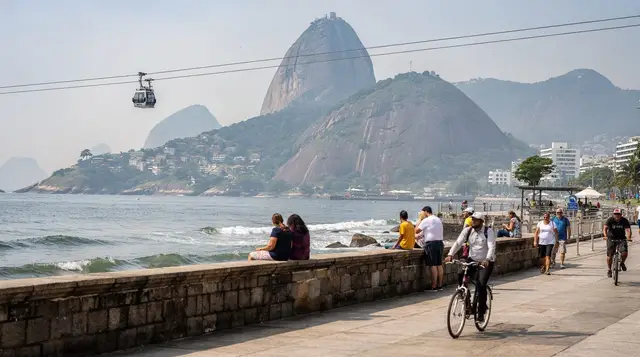 Rio de Janeiro: 45-Min Helicopter Tour with Transfer