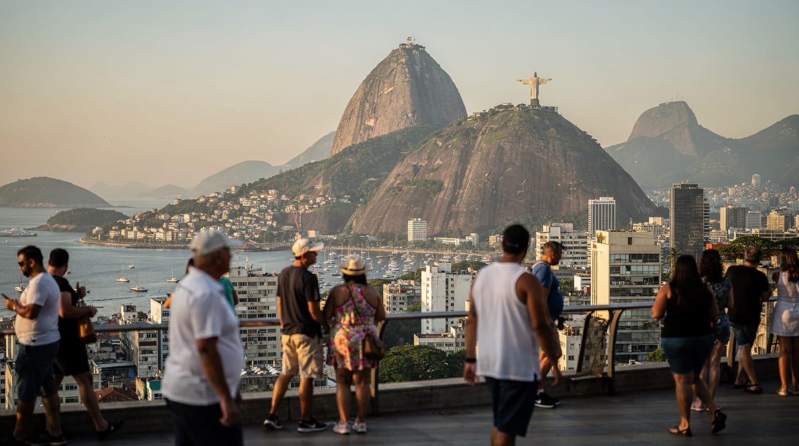 Christ the Redeemer vs Sugarloaf — if you only do one