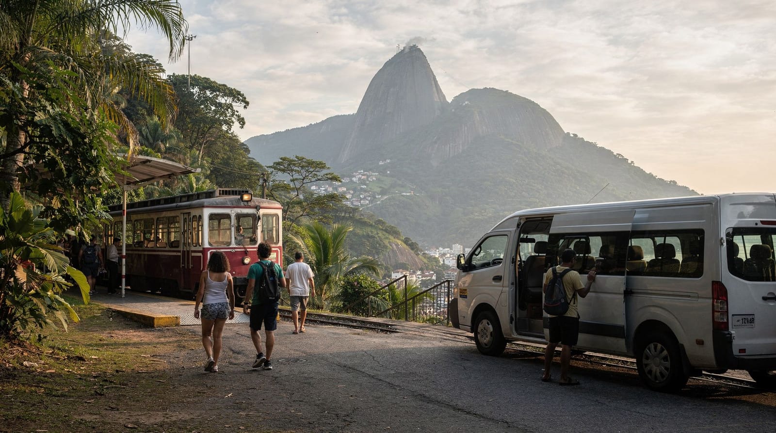 Corcovado train vs van — which one to book