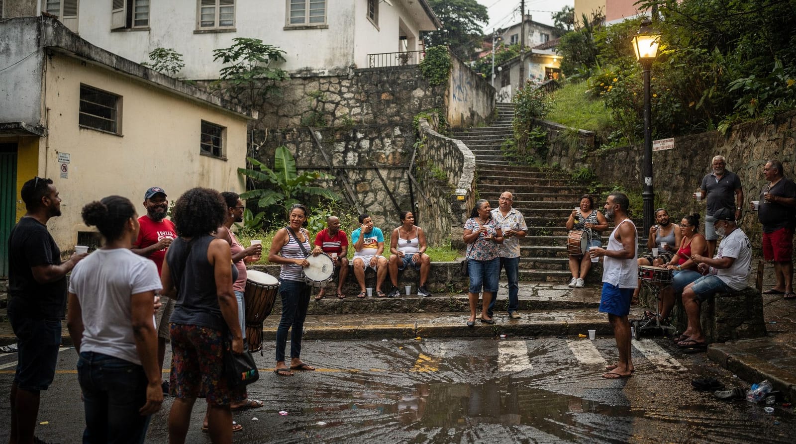 Pedra do Sal samba — the Monday night roda in Little Africa