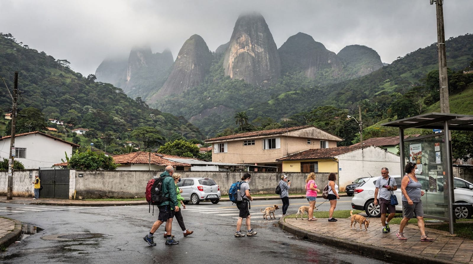 Serra dos Órgãos and Teresópolis — mountains, Dedo de Deus, and real hiking
