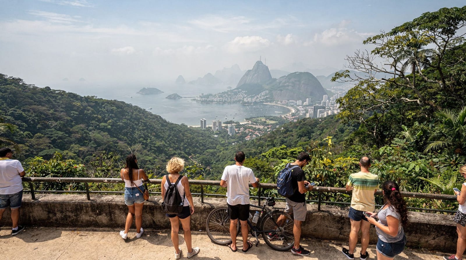 Vista Chinesa and Mesa do Imperador — the forest viewpoints